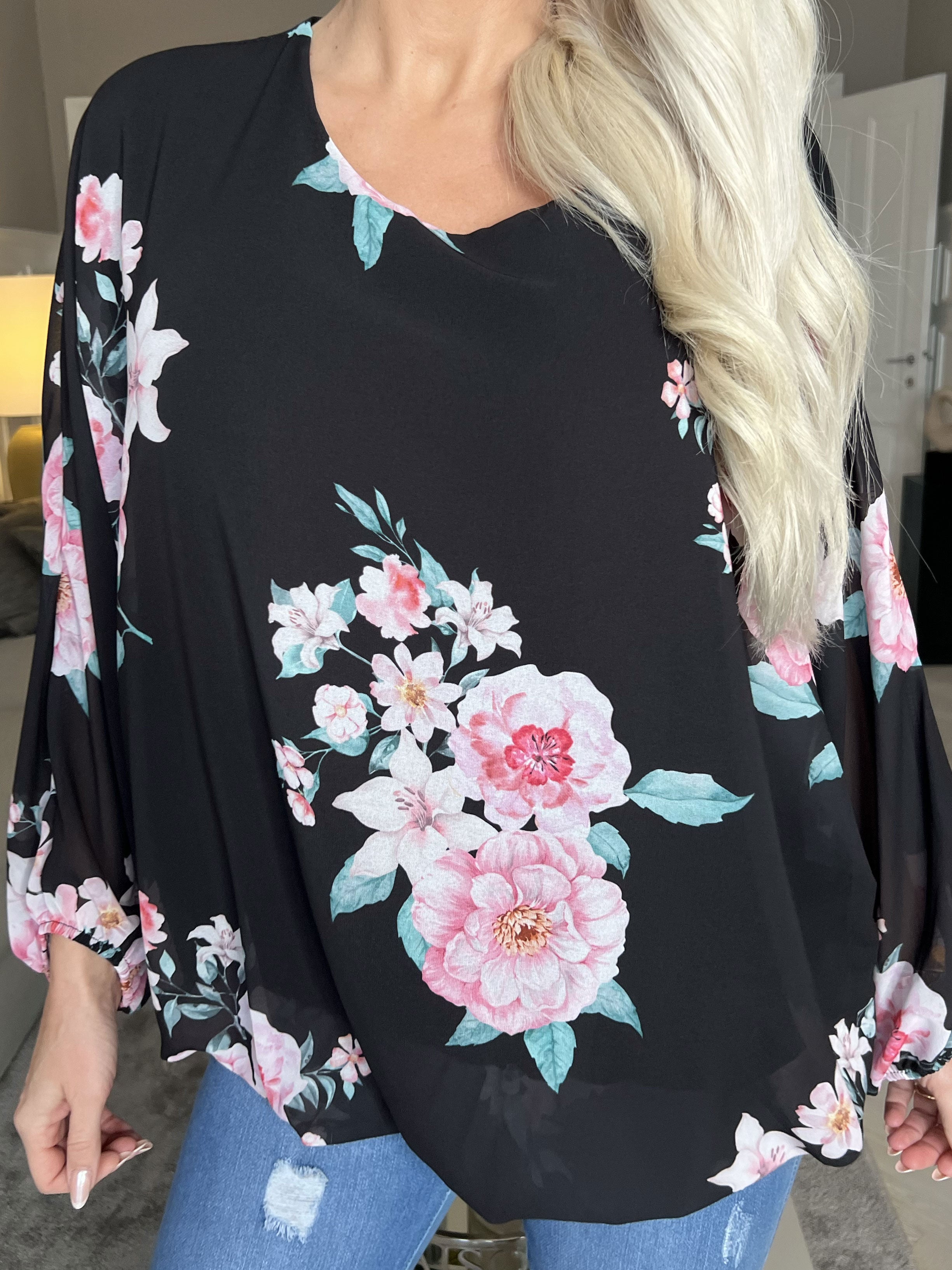 Destiny Rose - Bluse i chiffon med bonderoser